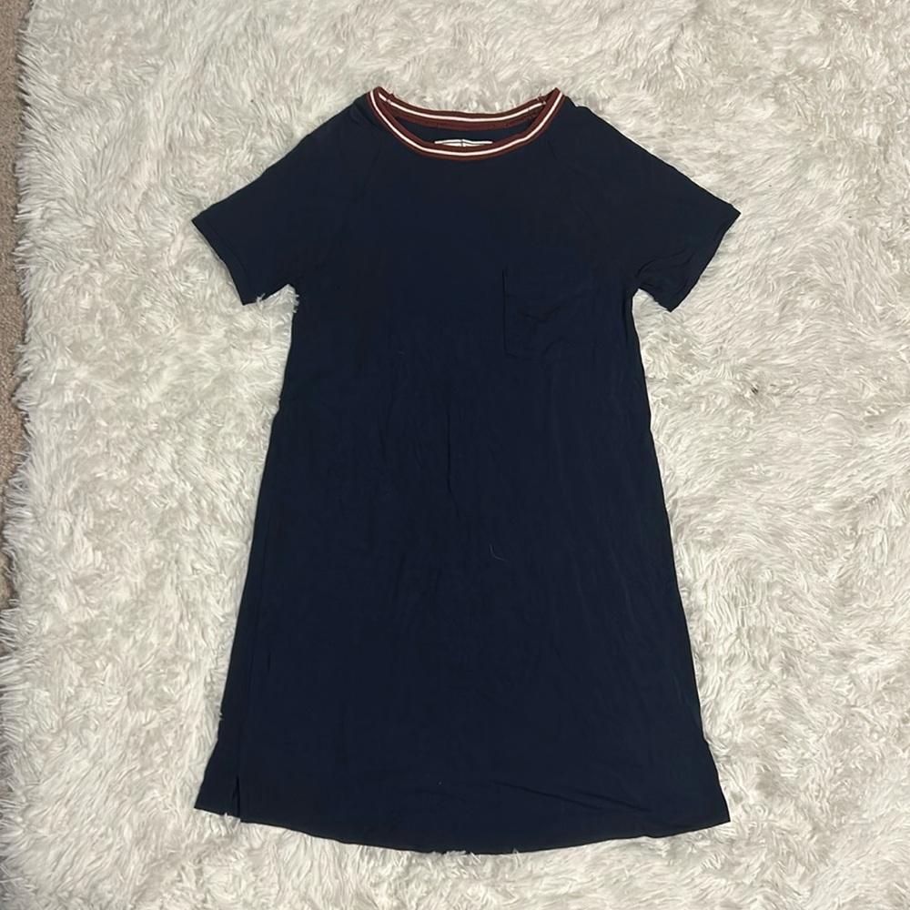 basic casual Abercrombie T-shirt dress